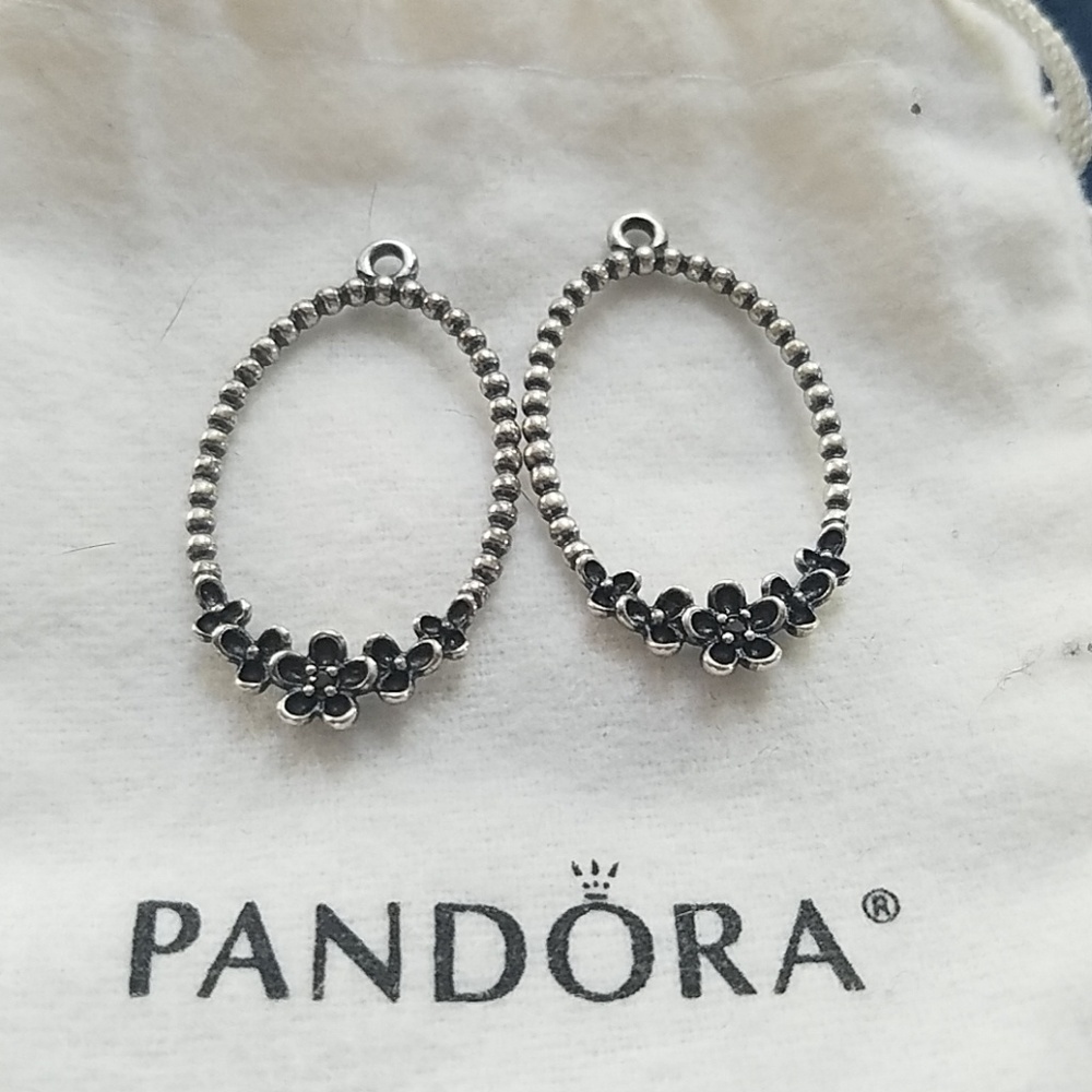 Retired Pandora Compose Collection 290663CZK Wanda’s Garden II earring charm